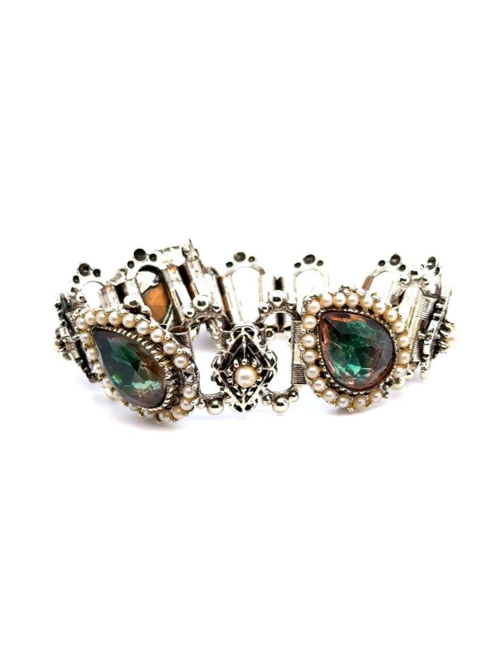 Faux Pearls Teardrop Green Stone Bracelet (d)